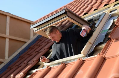 Pose de fenêtres de toit Velux à Châteaulin